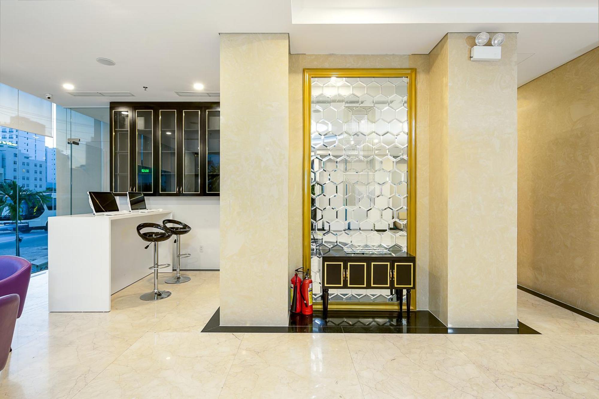 Tamarind Danang Beach Hotel Екстериор снимка