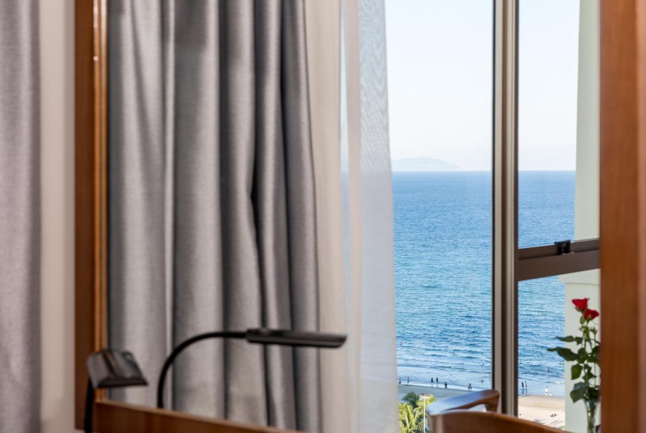 Tamarind Danang Beach Hotel Екстериор снимка